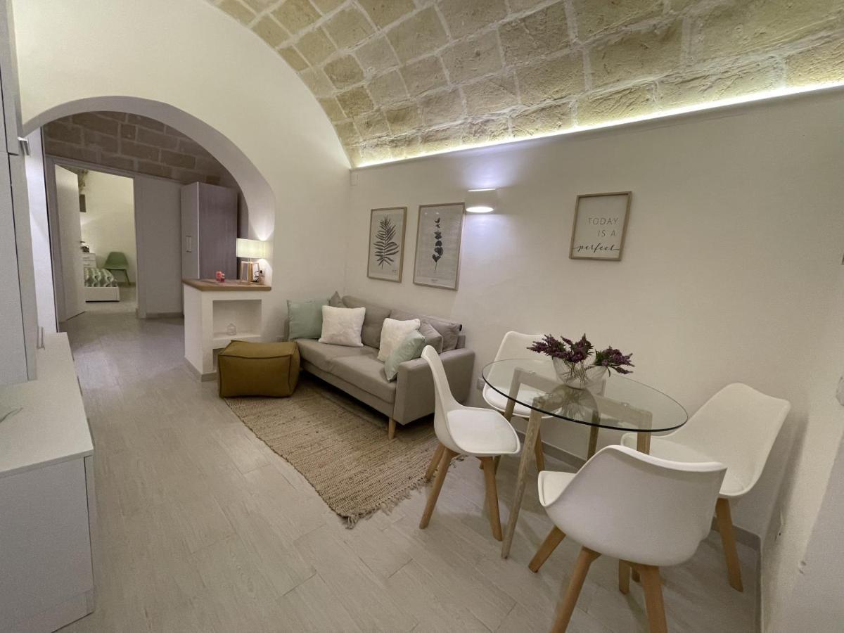 Апартаменти La Perla Del Borgo Таранто Екстер'єр фото