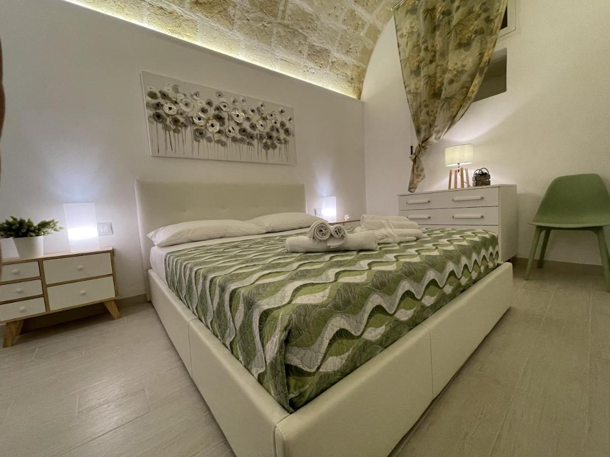 Апартаменти La Perla Del Borgo Таранто Екстер'єр фото