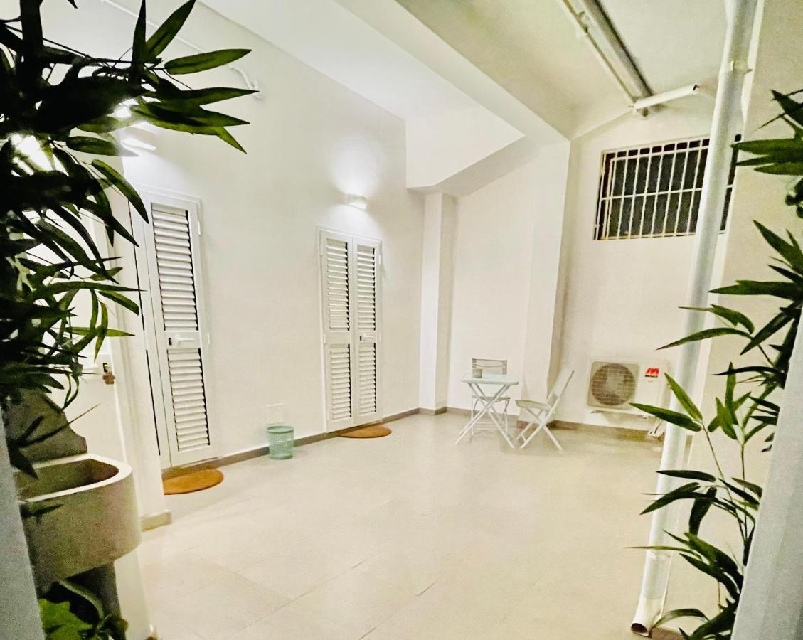 Апартаменти La Perla Del Borgo Таранто Екстер'єр фото
